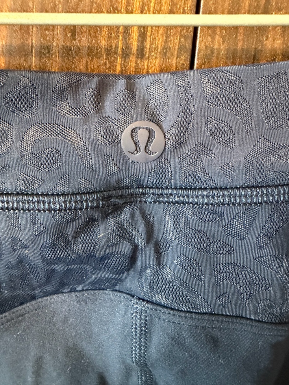 Lululemon Paisley Sheer Lace Jacquard Panelled High-Rise Tight 25" EUC - Picture 7 of 8